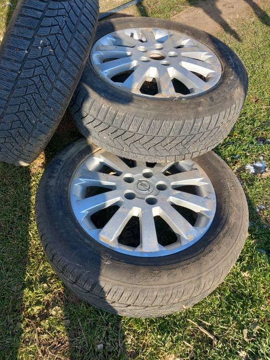 Vând set jante aluminiu R 16
