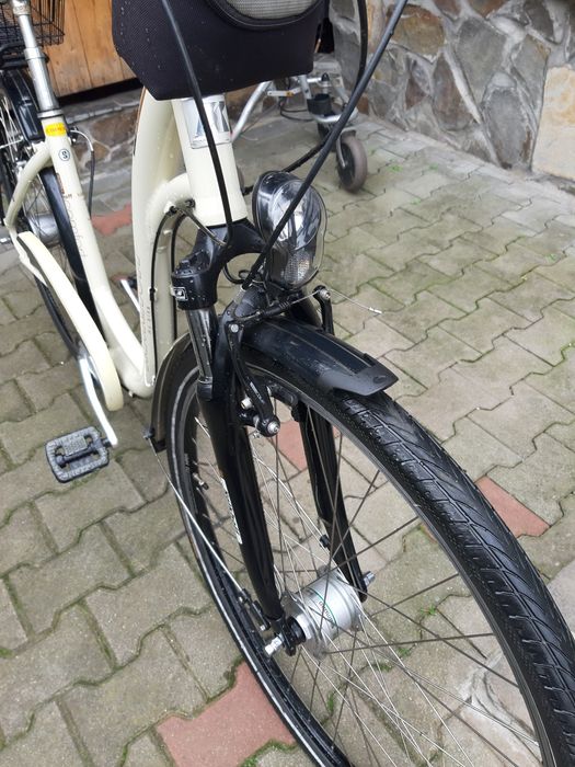 Bicicletâ damâ roți 28