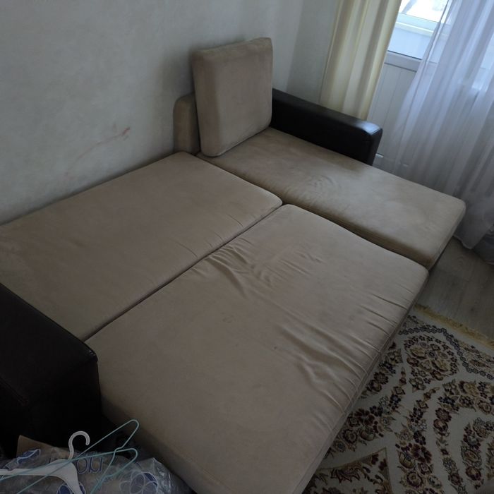Продам диван угловой