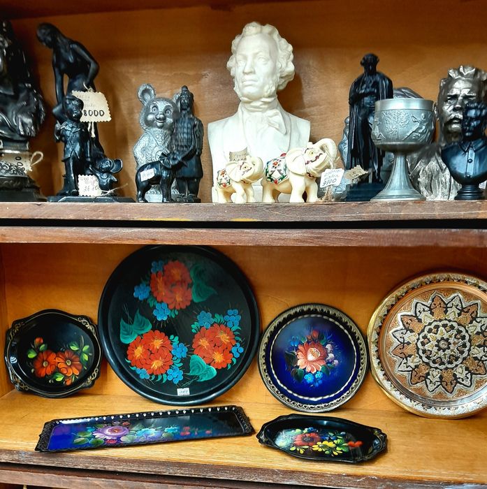 Жестяные подносы эпохи СССР