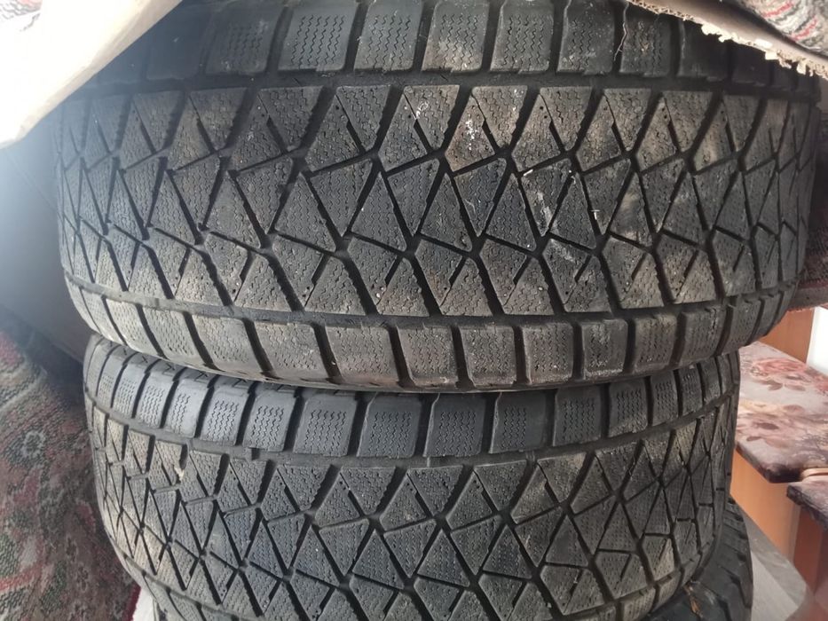 Шины для автобмиля R18