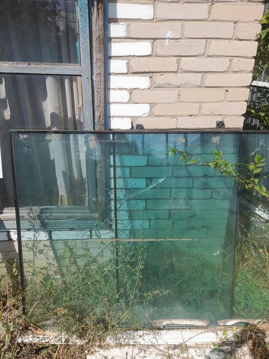 Продаётся  стеклопакет для окна.