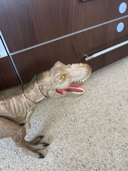Dinozaur de jucarie