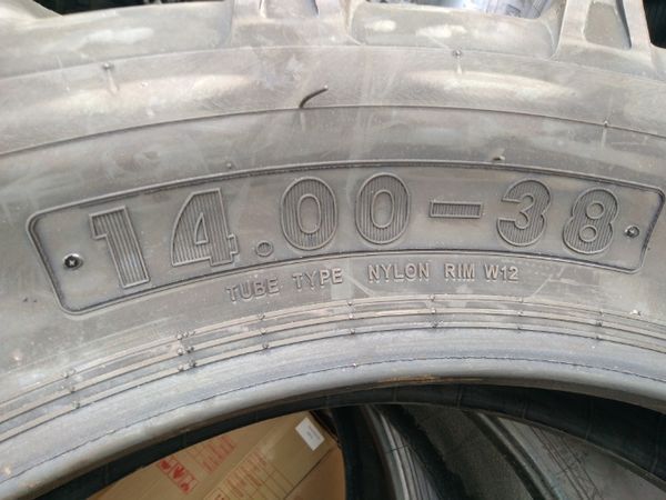 R38 cauciucuri noi 14.00-38 Brekner Germany avem si 13.6 si 15.5 ZYX5