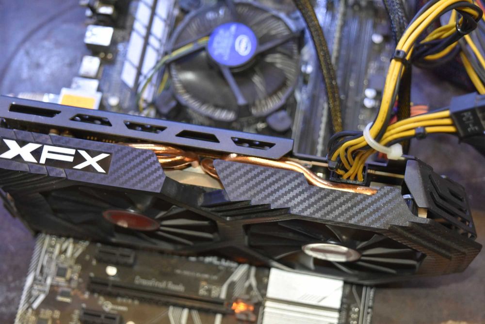 Видео карта -  XFX Radeon RX 580 GTS 8GB XXX Edition