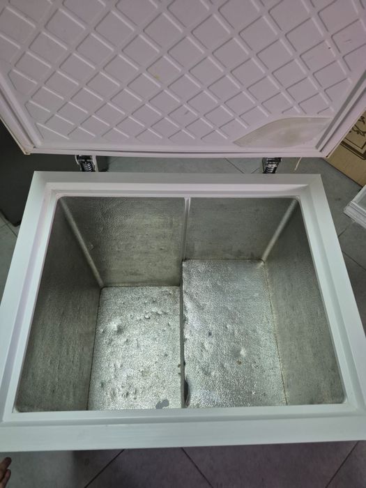 Продам морозильник