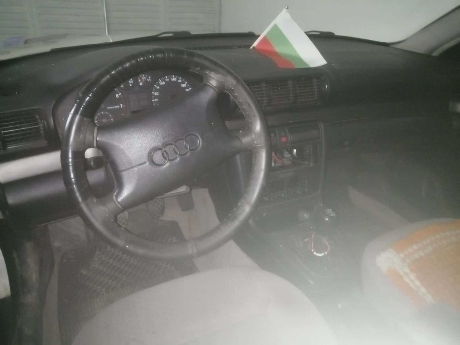 Ауди а4 1.8 бинзин