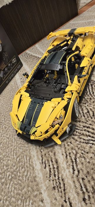 Конструктор машина гоночная собранная