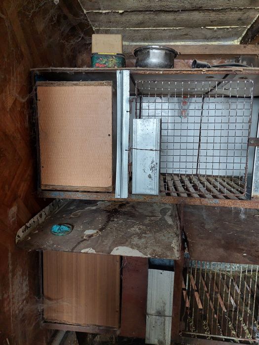 Продам клетки для кроликов