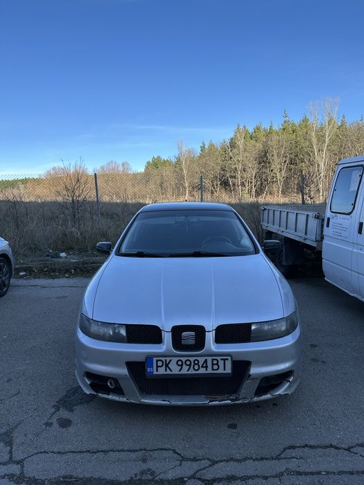 Seat Leon на части или цял