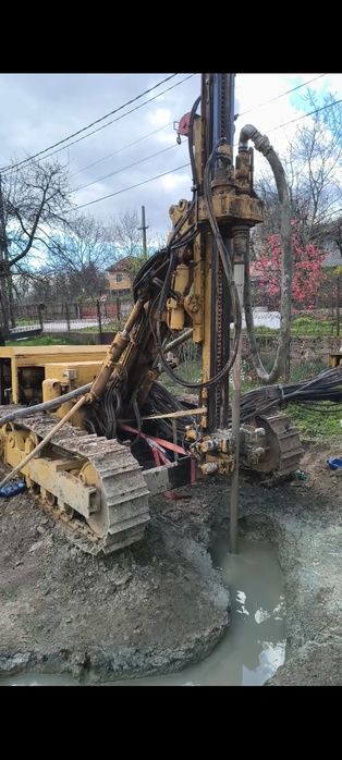 Foraje puturi manual si mecanizat 0-200m denisipari si adanciri puturi sau fantani