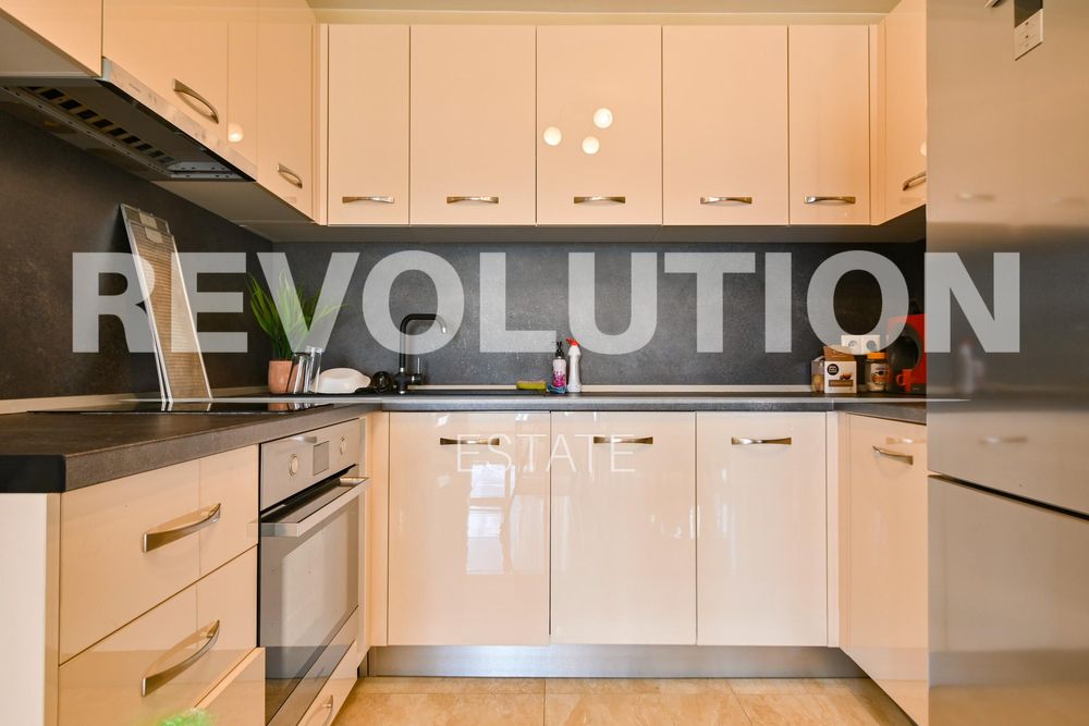 Дава се под наем Двустаен апартамент в София, Студентски град - 65 кв.м за 747.66 € - Снимка #4