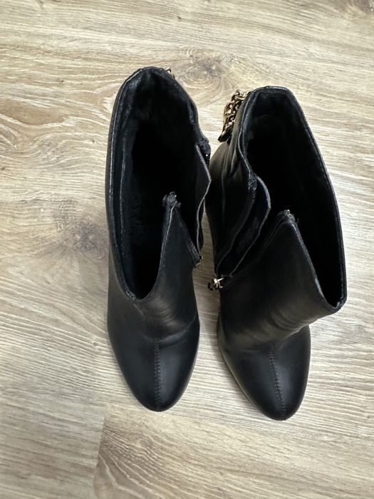 Продаю женские ботинки - ботильоны