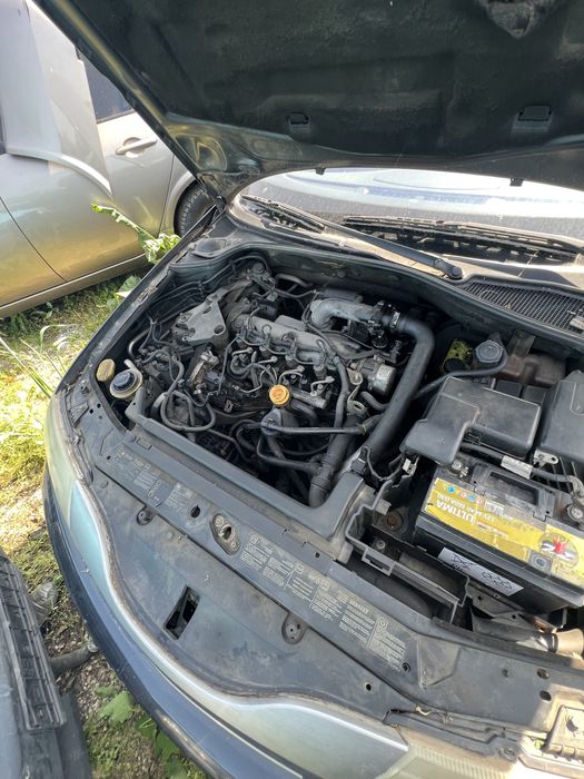 Renault Laguna 1.9 Dci НА ЧАСТИ