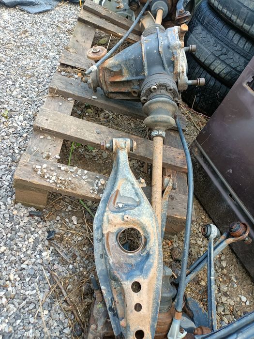 Части за Мерцедес 124