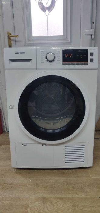 Uscator de rufe Heinner 8-kg cu pompa de caldura A++