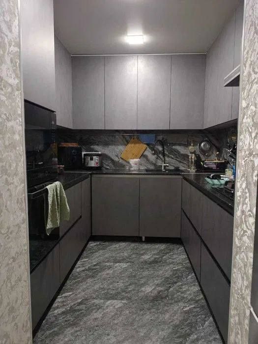 Срочно Продаётся Парк Фуркат 3/4/5 с мебелью техникой ремонт хороший !