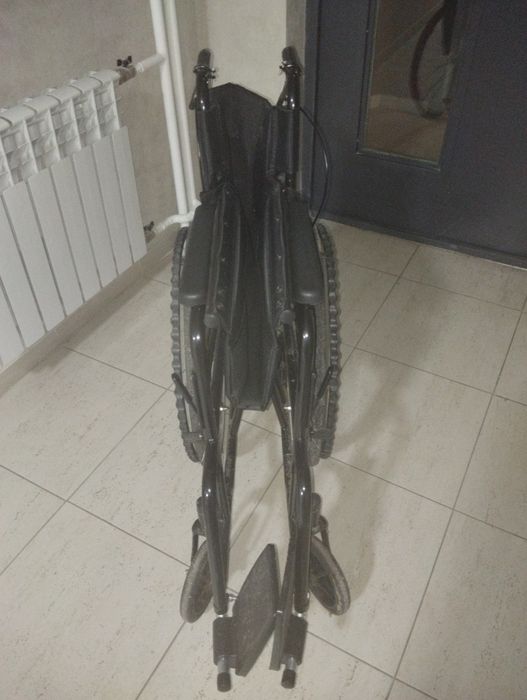 Коляска инвалидная в идеальном состоянии.