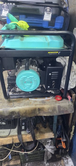 Бензиновый/газовый генератор VORTEX VGP7000E