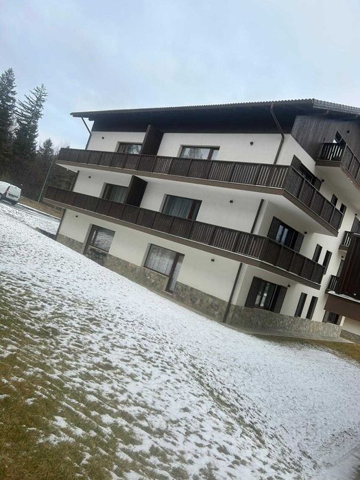 Apartament 2 camere de vanzare Poiana Mica