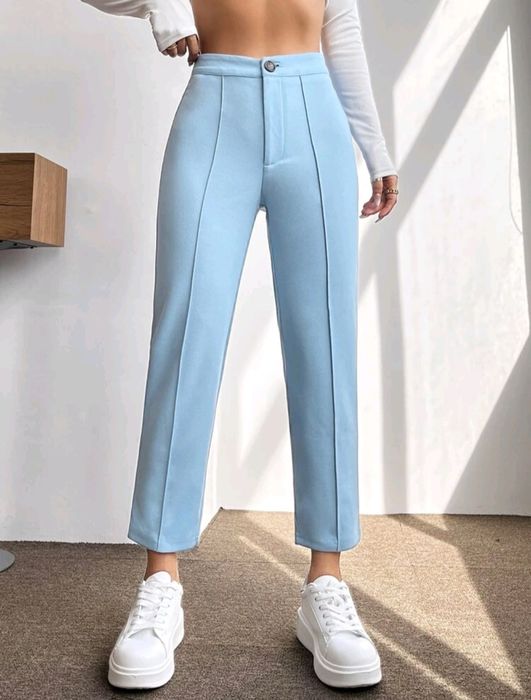 Светло син панталон