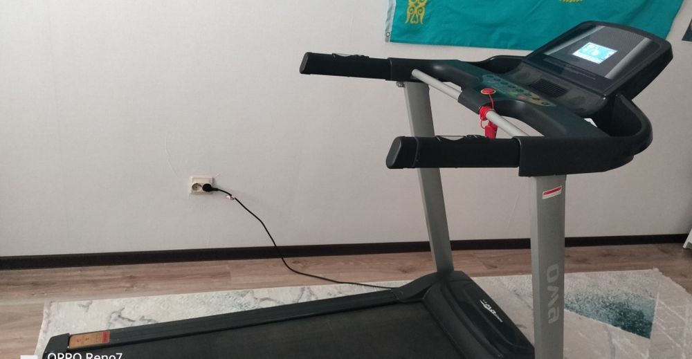 Продается беговая дорожка