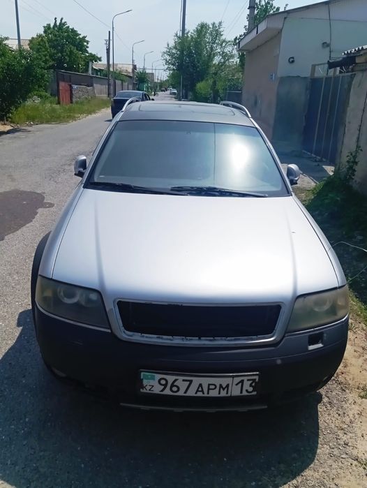 Автомобиль ауди аллроуд