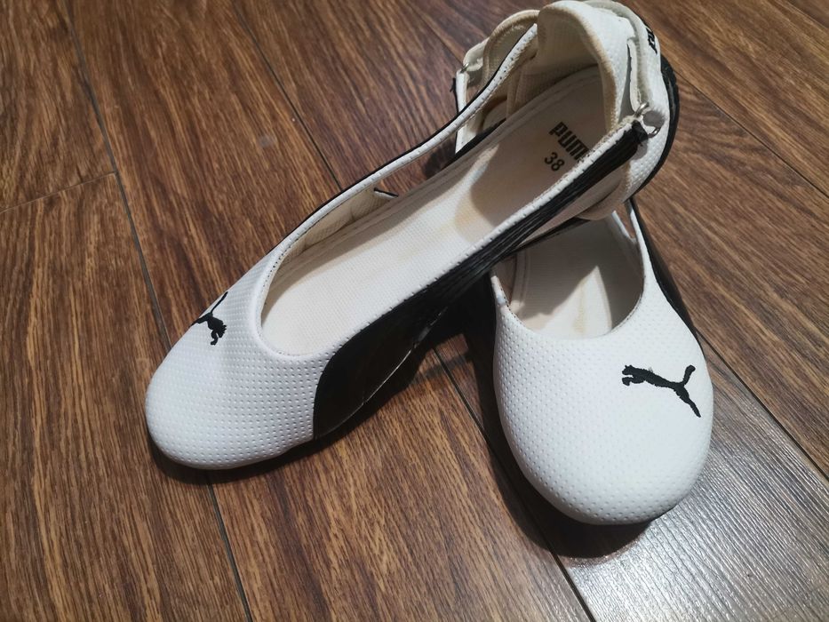 Дамски обувки PUMA номер 38