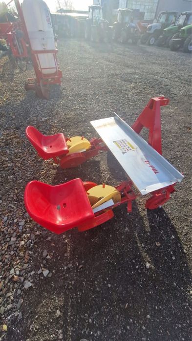 Рассадопосадочная машина двухрядная