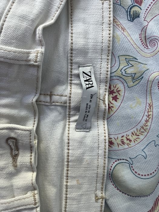 Ripped Jeans Zara