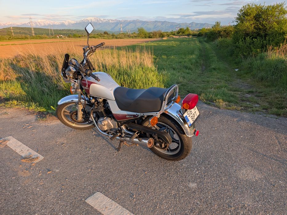 Suzuki GR 650 in stare f buna