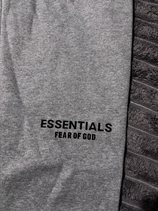 Pantaloni Essentials S