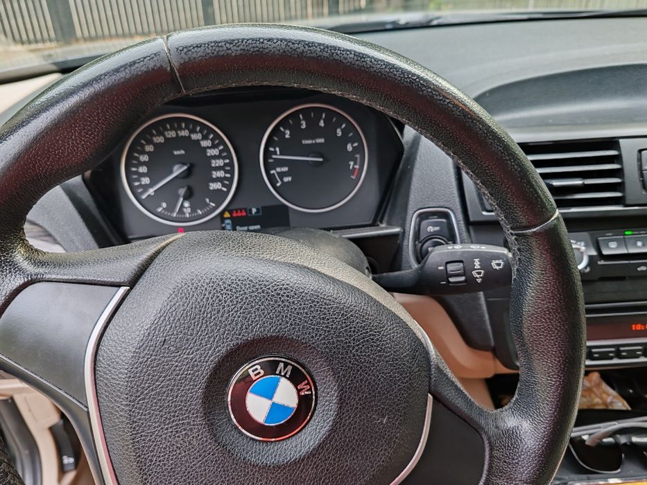 BMW seria 1 benzina 1.6 cutie automata