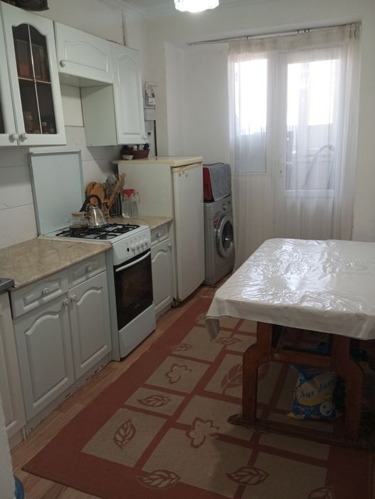 Тез арада екі бөлмелі үй сатылады .