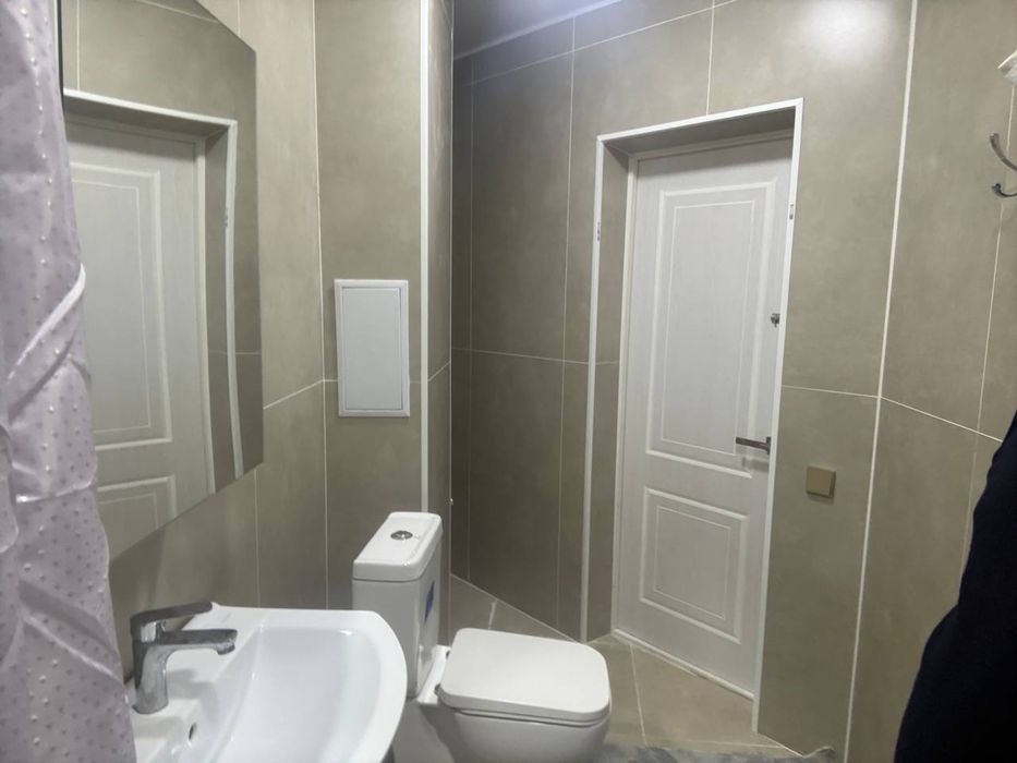 Срочна сотлади!!! Яшнабод жк иззат Азия хаус