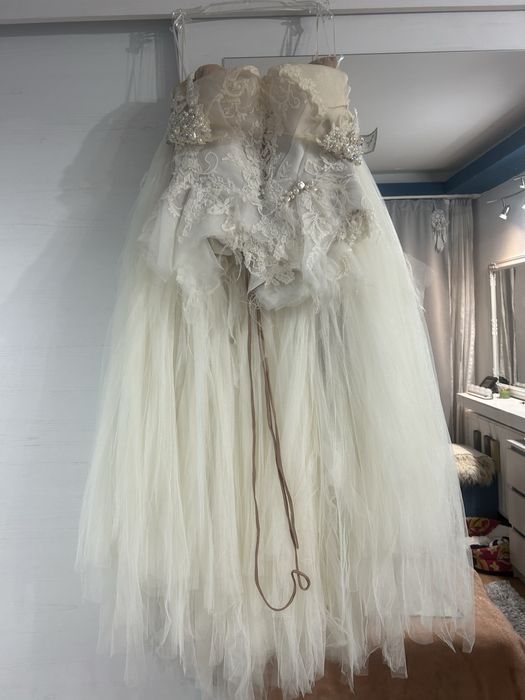 Ocazie Rochie mireasa casa Nanette + gratuit voal si crinolina