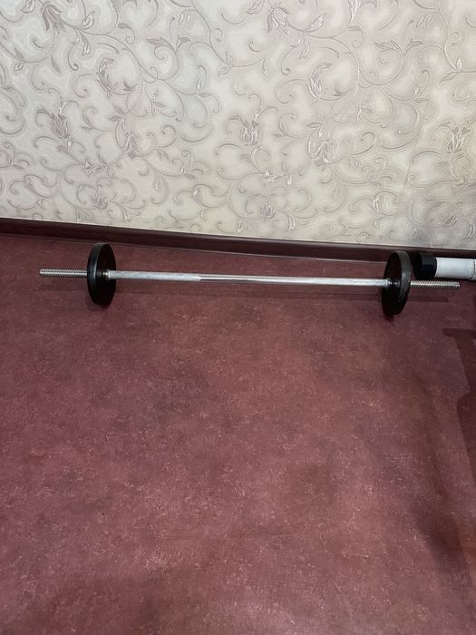 Продам штангу новую