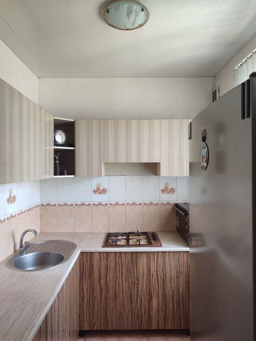 Чиланзар -11 квартал 3-х комнатная