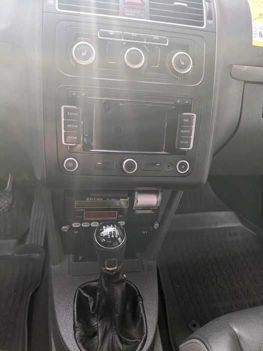 vw touran метан под наем