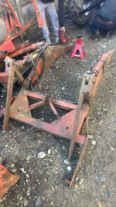 Încărcător frontal Fiat/utb/internatinal/ford/