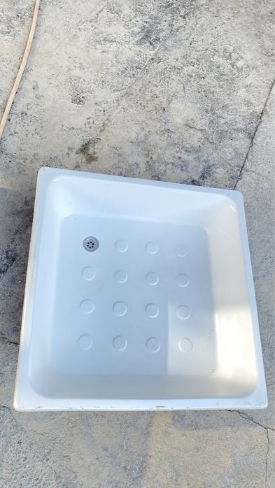 Поддон, ванна