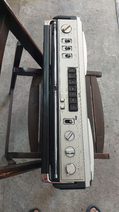 Sharp  GF  8585  Много добро състояние.