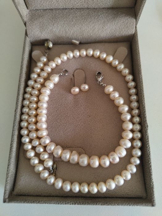 Продаю набор розовый речной жемчуг 25000тенге