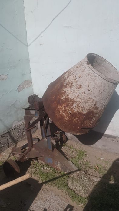 Продам вибростол и мешалку