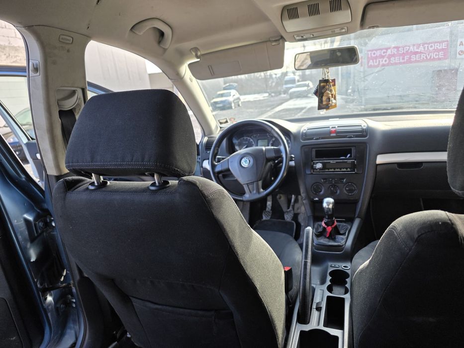 Skoda Octavia 2 brack