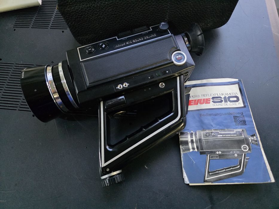 Camera video vintage de epoca REVUE S10 DELUX