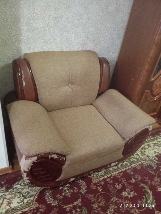 срооочно раскладное диван кресло сотилади