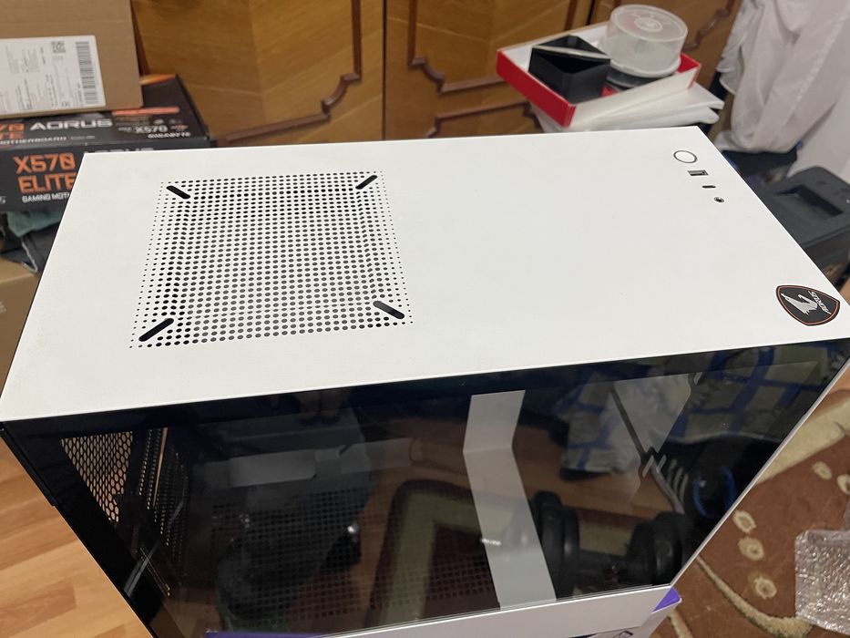 Carcasa NZXT H510i (leduri)