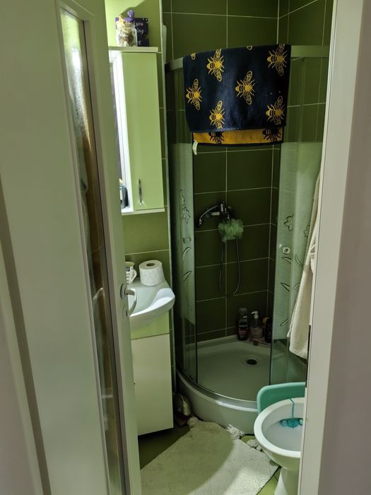 Se vinde apartament cu 4 camere