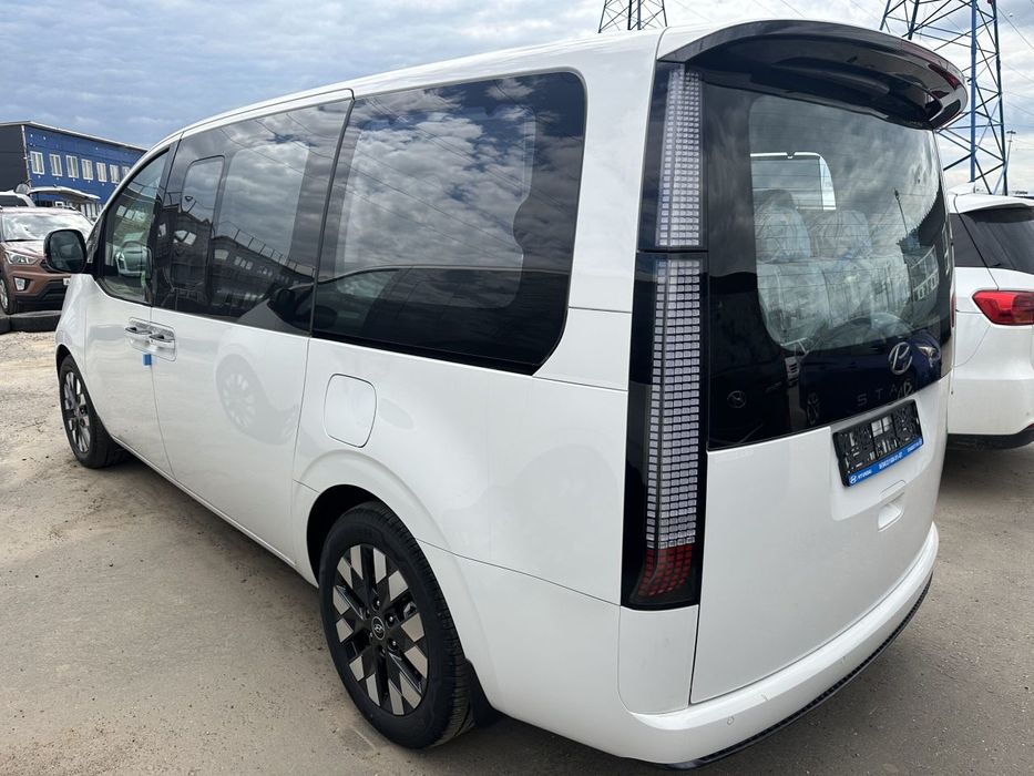 Hyundai starex 2022